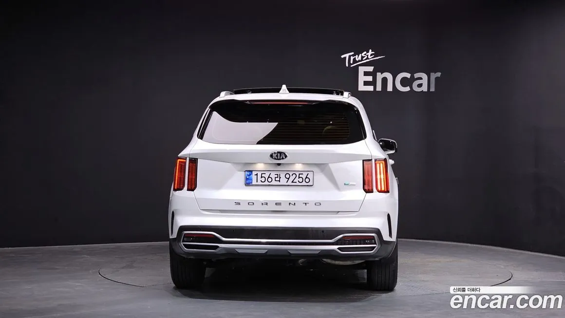 Kia Sorento — фото 3