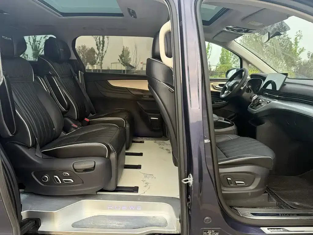 Roewe iMAX8 — фото 4