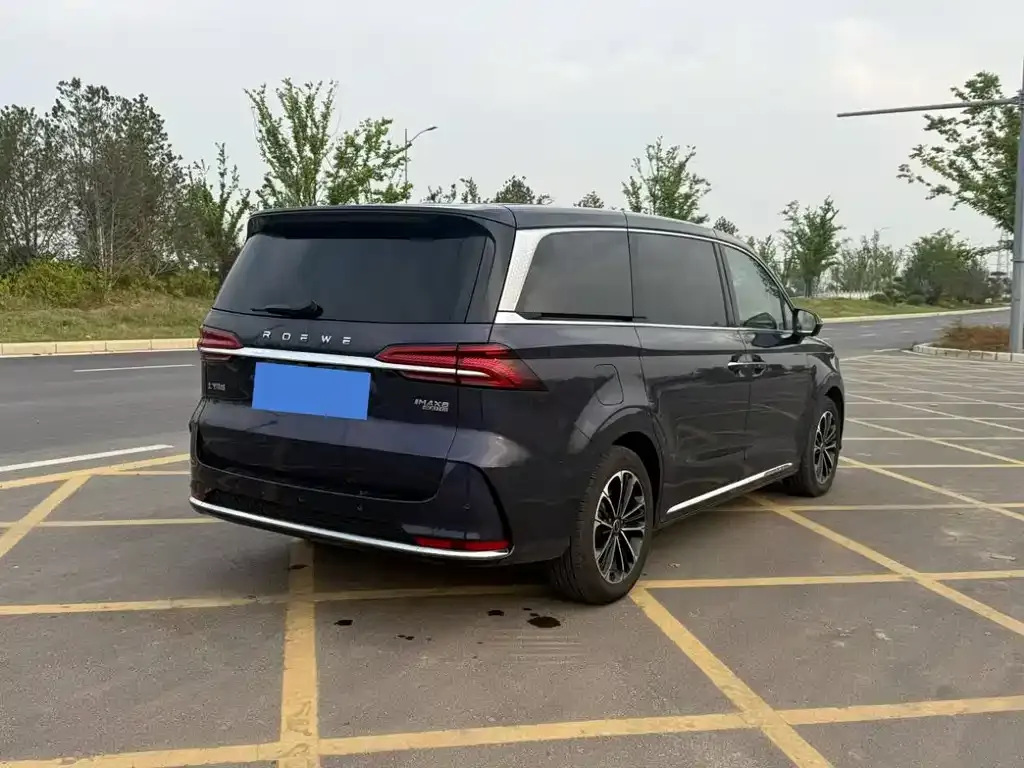 Roewe iMAX8 — фото 3
