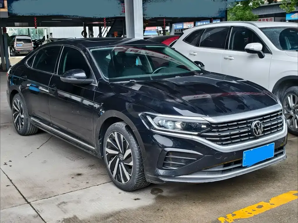 Volkswagen Passat — фото 7