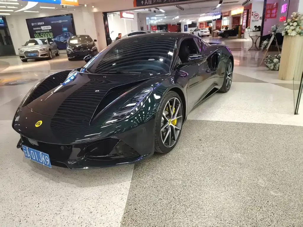 Lotus Emira