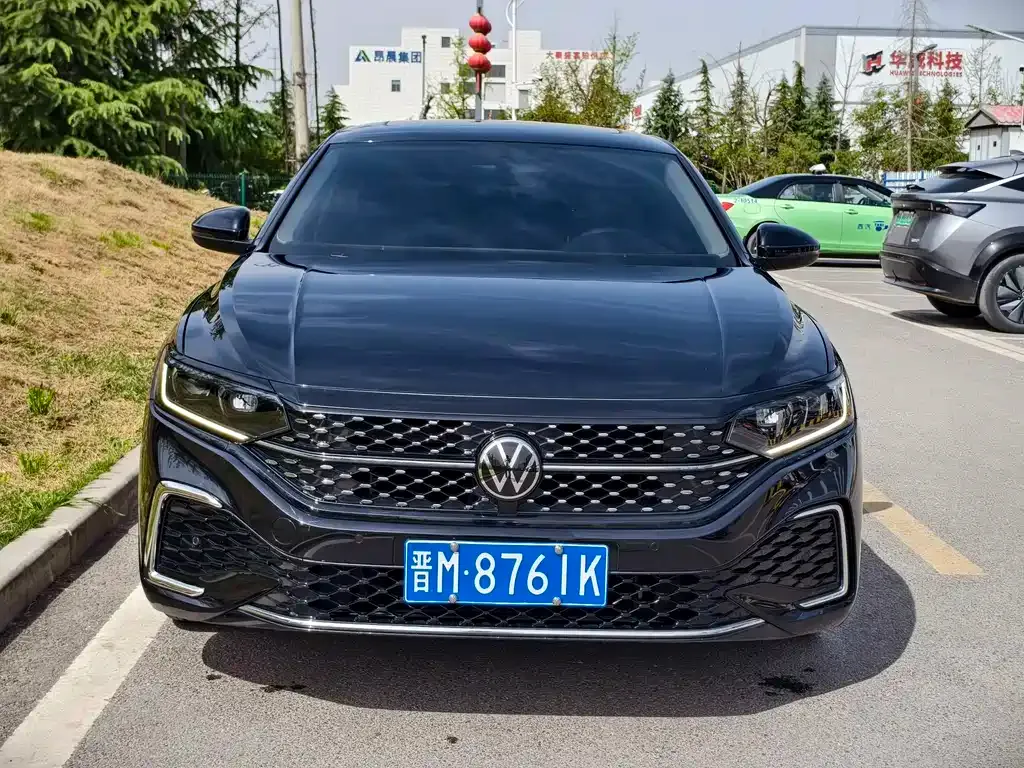 Volkswagen Passat — фото 10