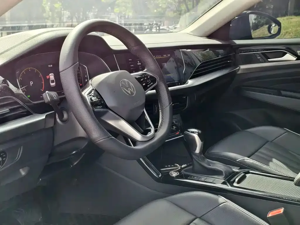 Volkswagen Passat — фото 2