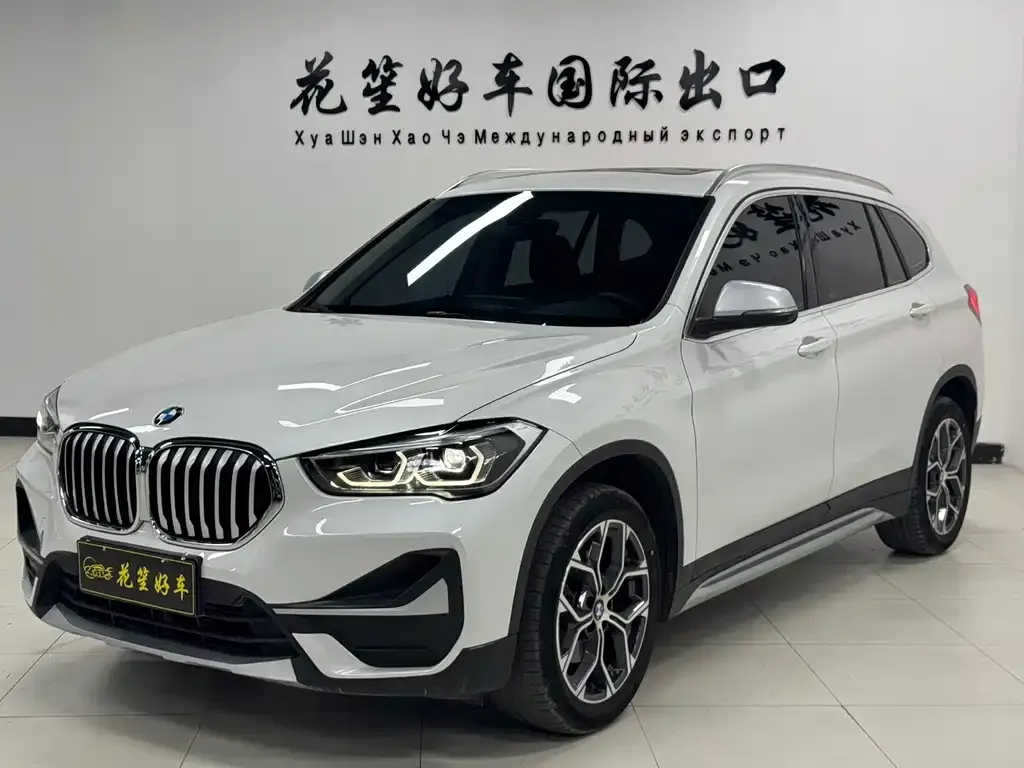 BMW X1 — фото 1