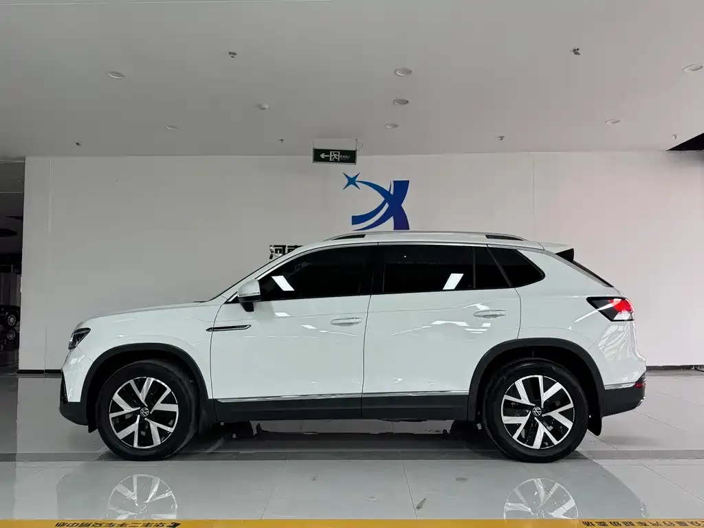 Volkswagen Tayron 2023 из CN, фото 3