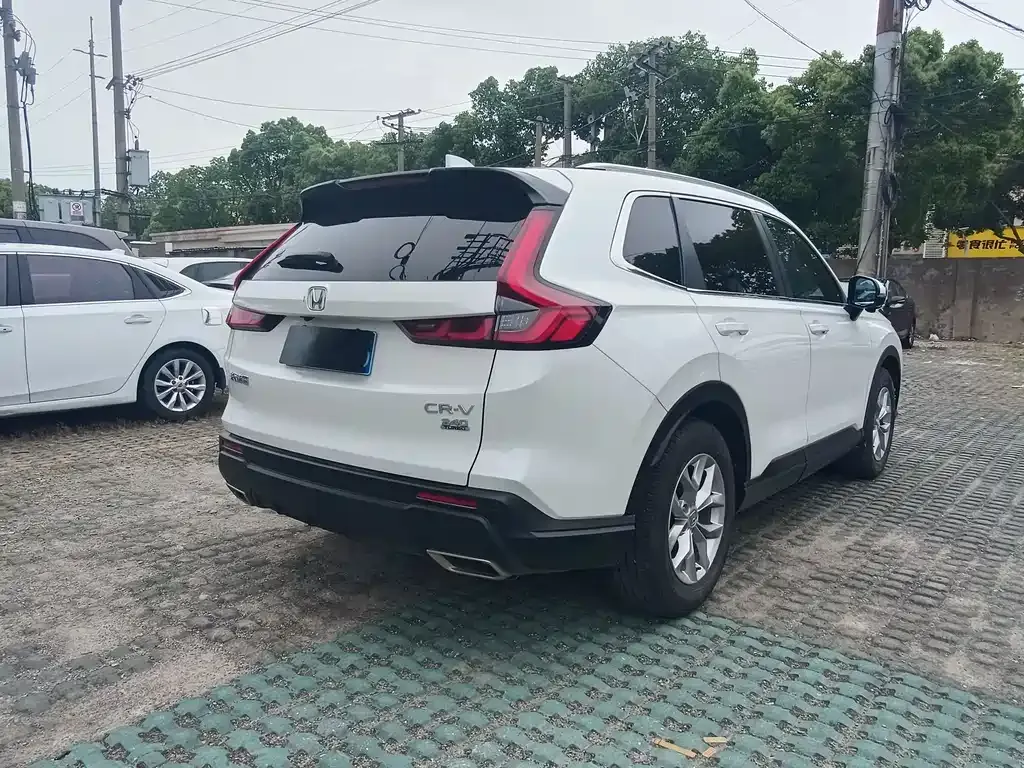 Honda CR-V — фото 10