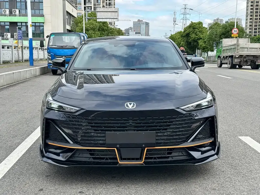 Changan UNI-V 2023 из CN, фото 7