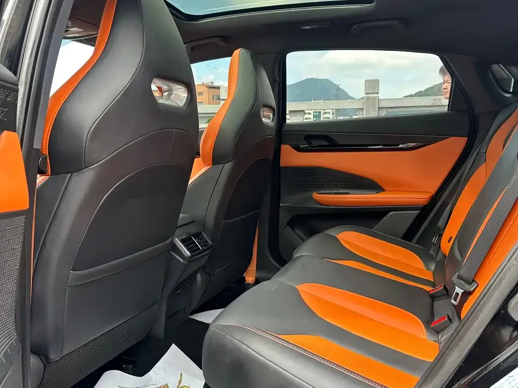 Changan UNI-V 2023 из CN, фото 5