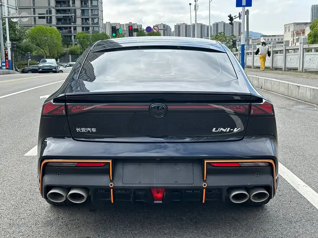 Changan UNI-V 2023 из CN, фото 6