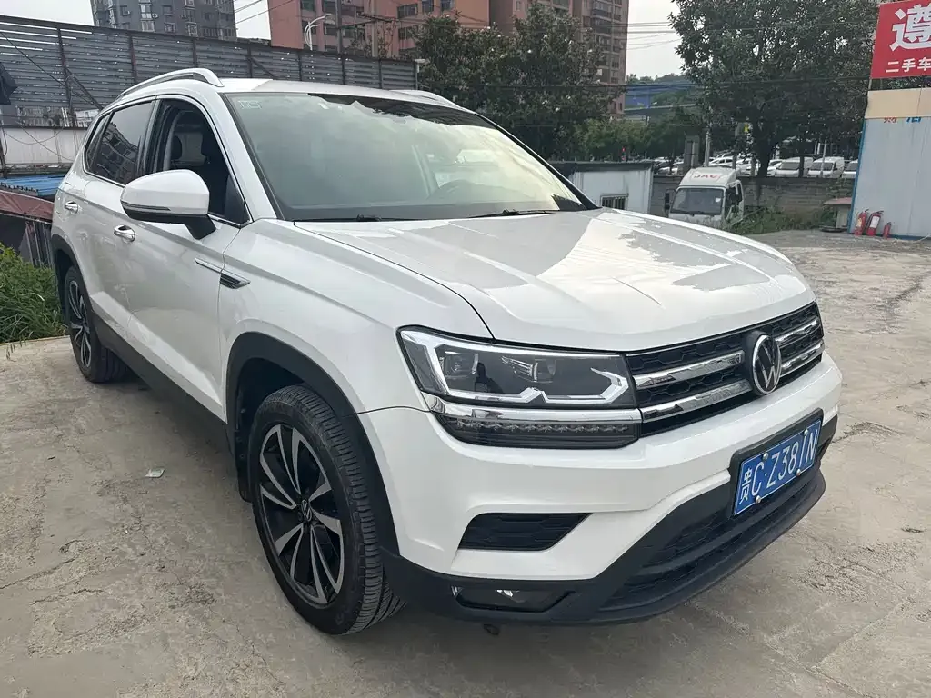 Volkswagen Tharu — фото 7