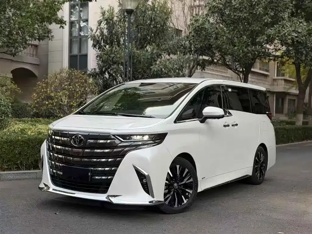 Toyota Alphard 2024 из CN, фото 1