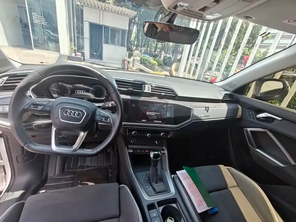 Audi Q3 2023 из CN, фото 8