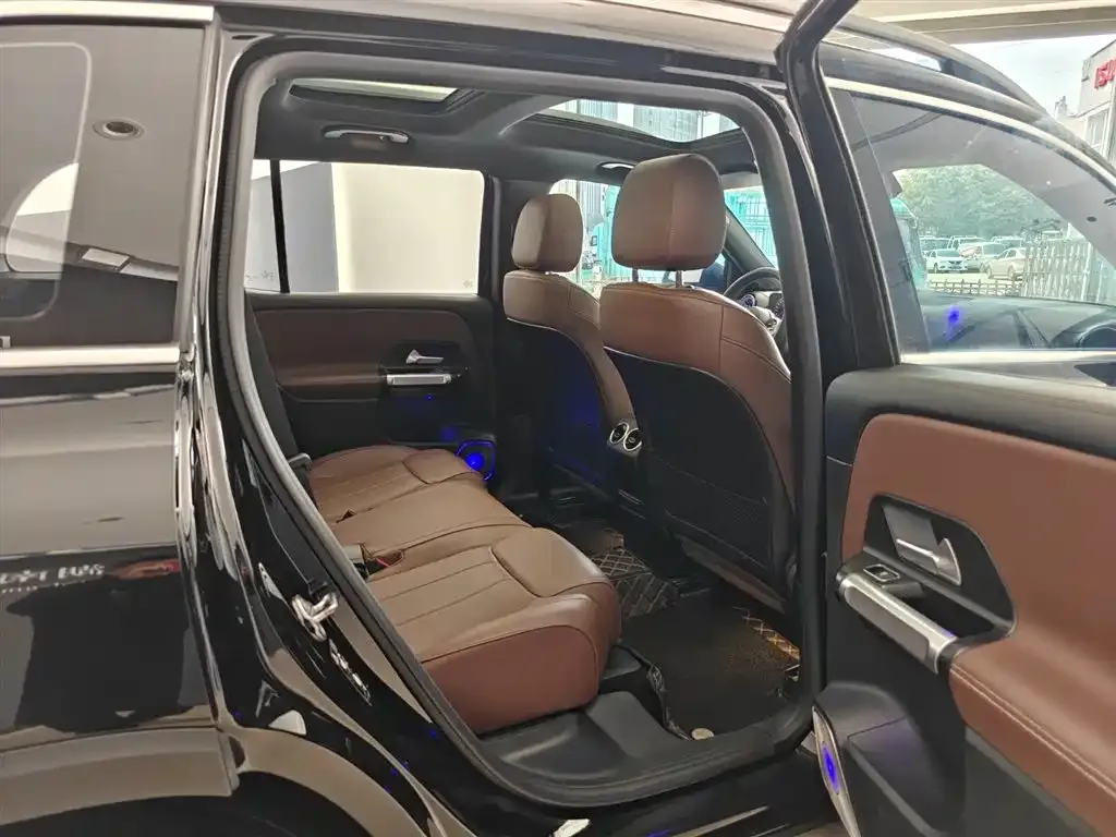Mercedes-Benz GLB 2023 из CN, фото 3