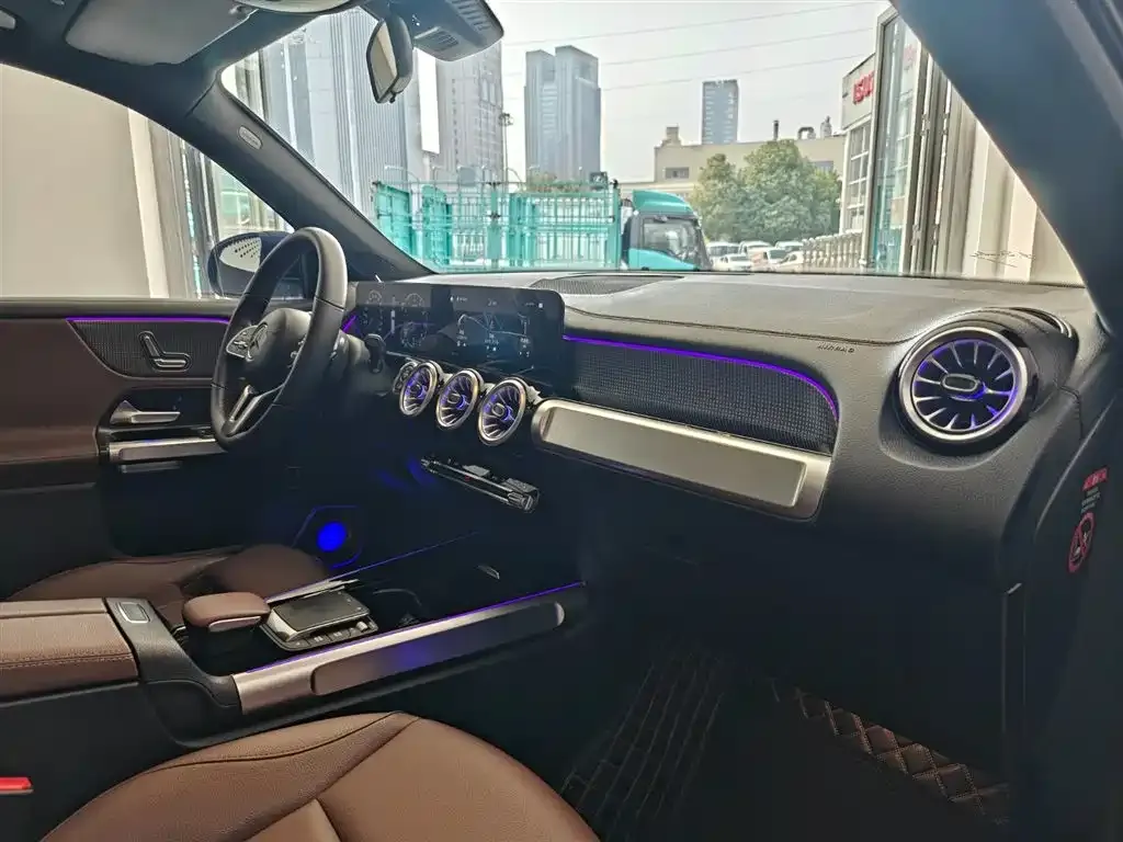 Mercedes-Benz GLB 2023 из CN, фото 8
