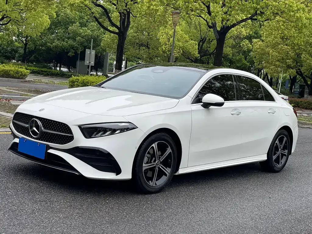 Mercedes-Benz A-Class — фото 1