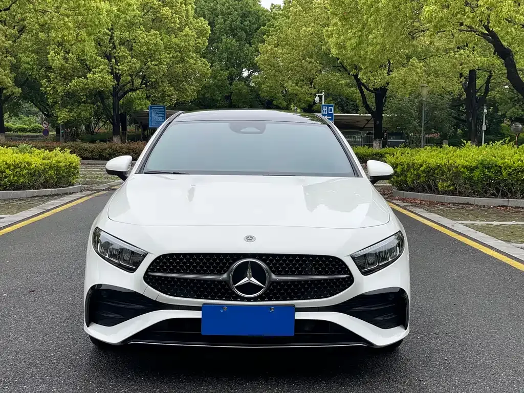 Mercedes-Benz A-Class — фото 10