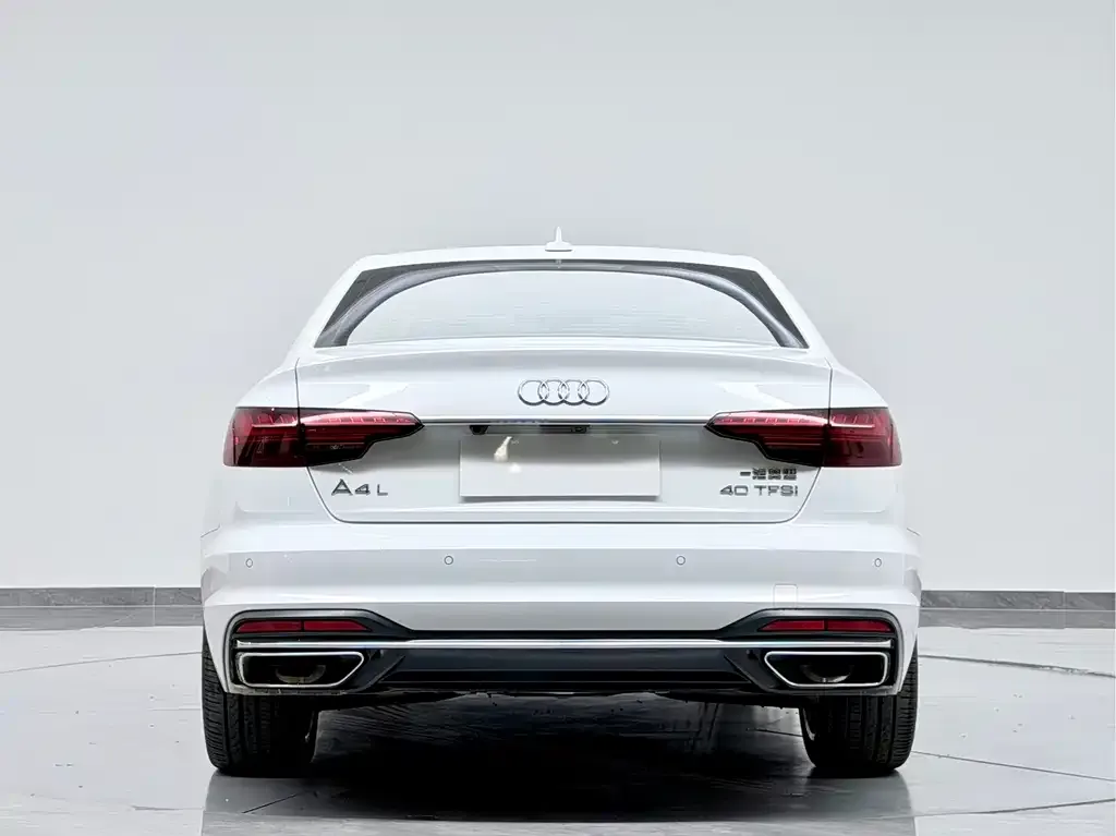 Audi A4L — фото 5