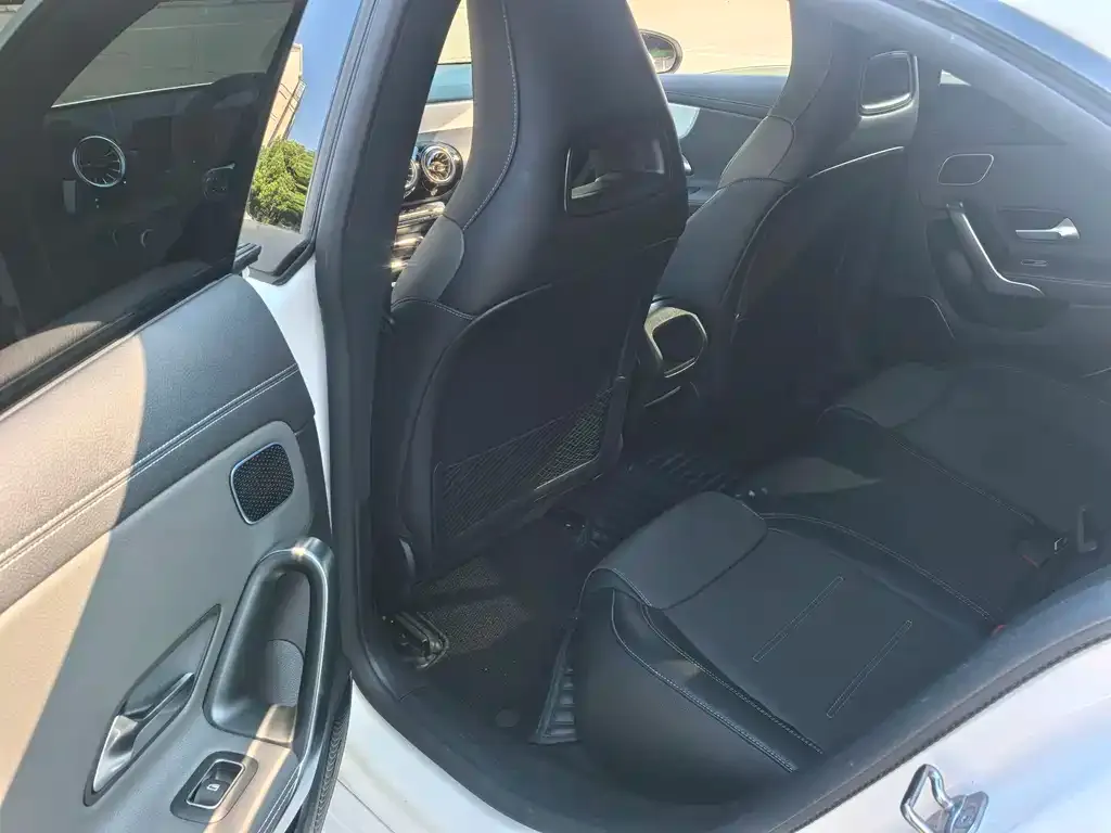Mercedes-Benz CLA AMG 2023 из CN, фото 2