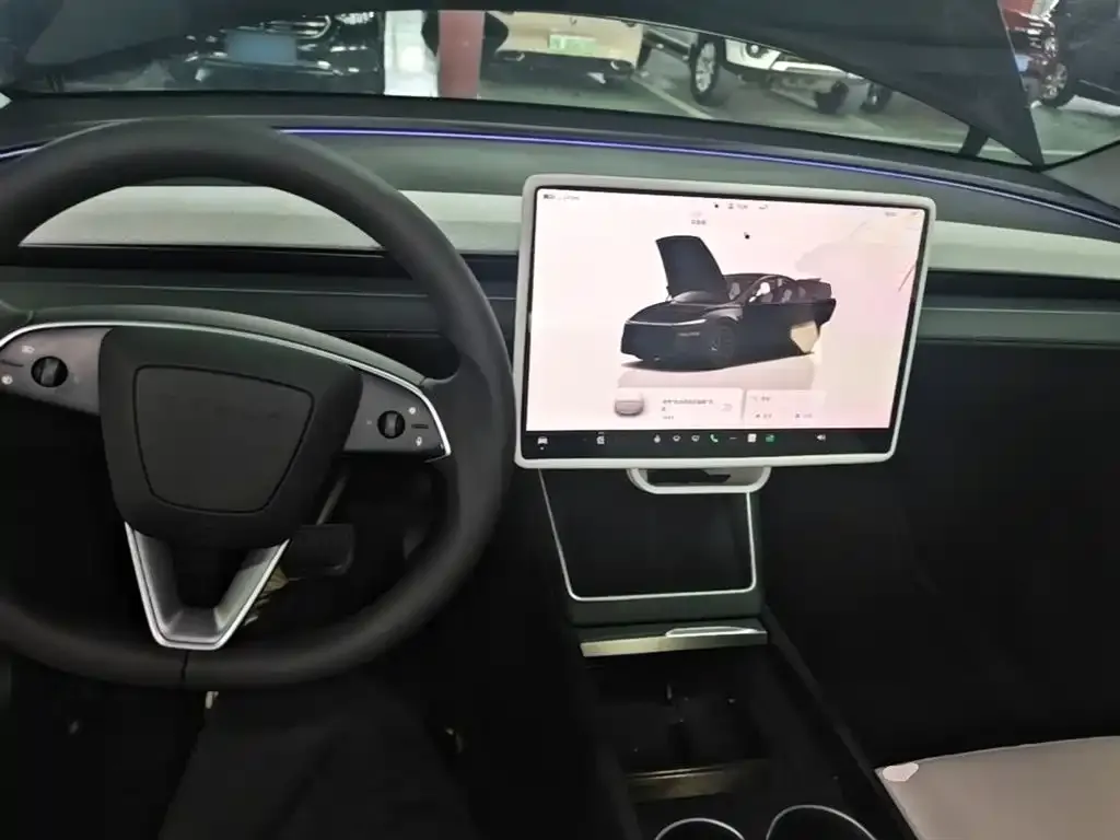 Tesla Model Y 2025 из CN, фото 2