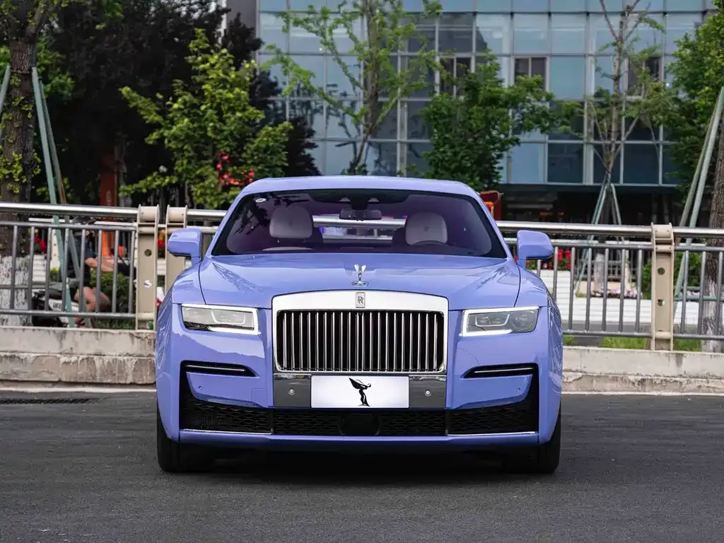 Rolls-Royce Ghost — фото 10