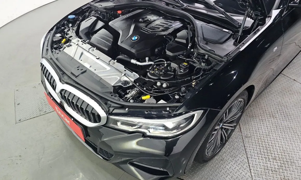 BMW 3-Series 2021 из KR, фото 10