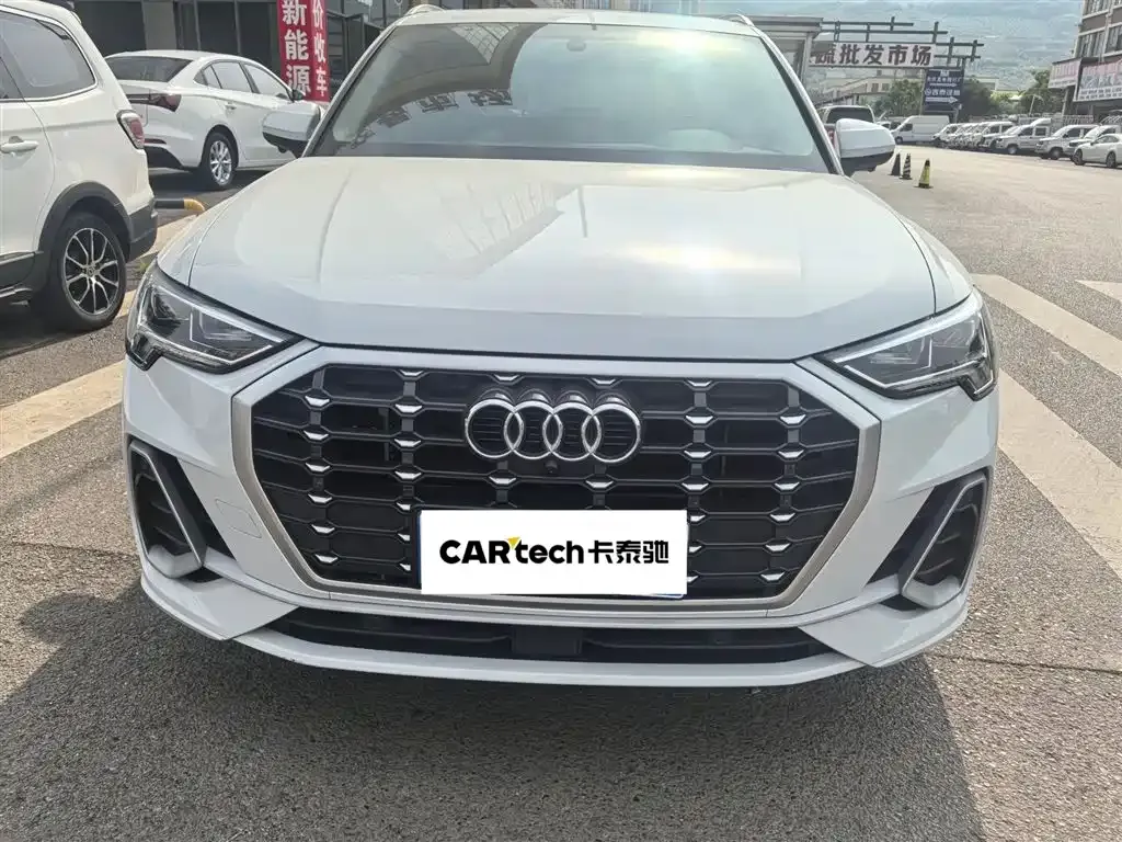 Audi Q3 — фото 7