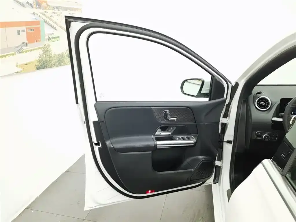 Mercedes-Benz B-Class 2023 из CN, фото 2
