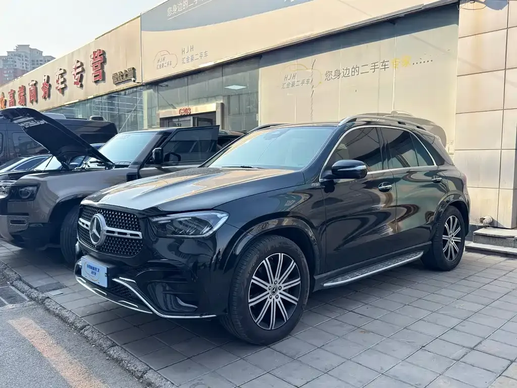 Mercedes-Benz GLE — фото 1