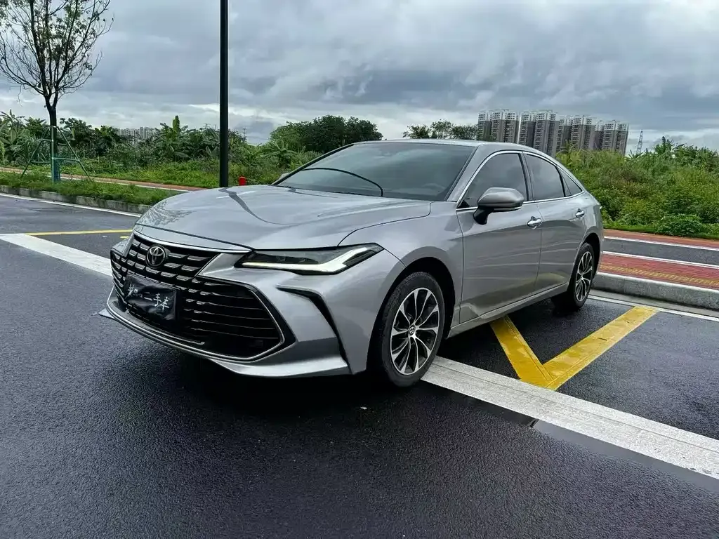 Toyota Avalon 2022 из CN, фото 1