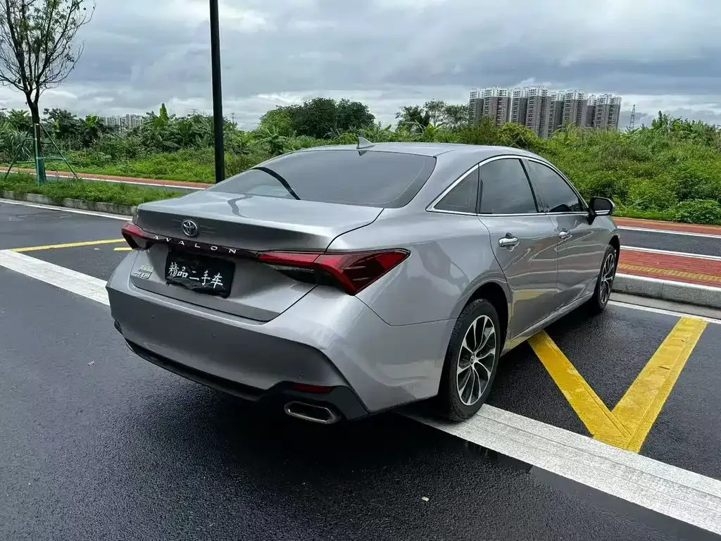 Toyota Avalon 2022 из CN, фото 9