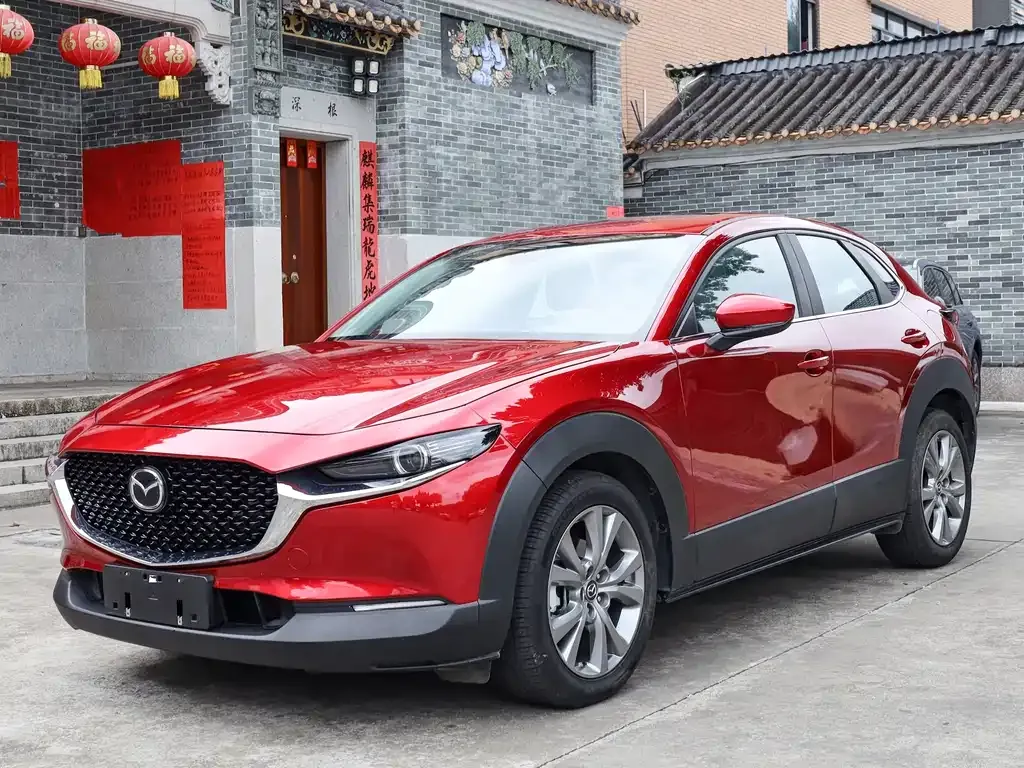 Mazda CX-30 — фото 1