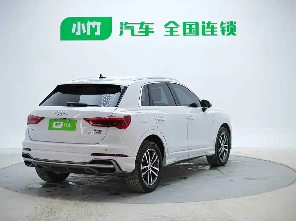 Audi Q3 2023 из CN, фото 3