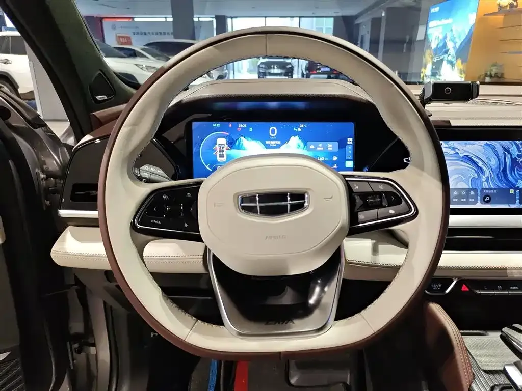 Geely Xingyue L — фото 4