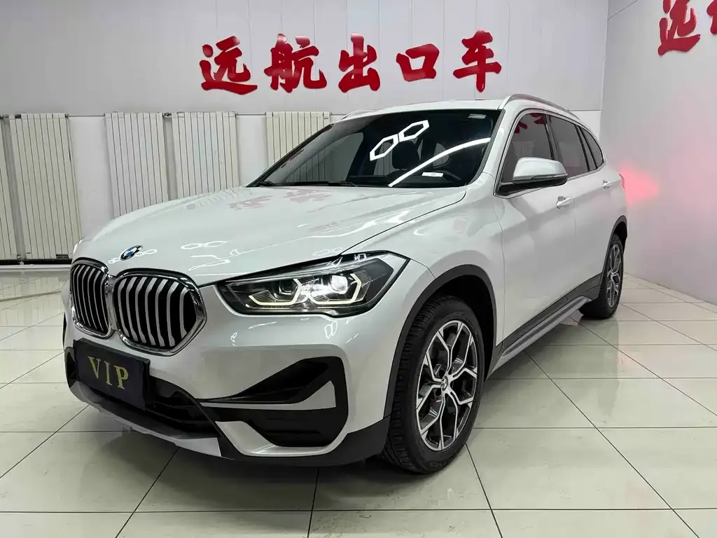 BMW X1 — фото 1