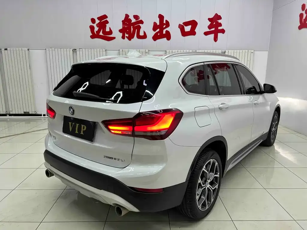 BMW X1 — фото 3