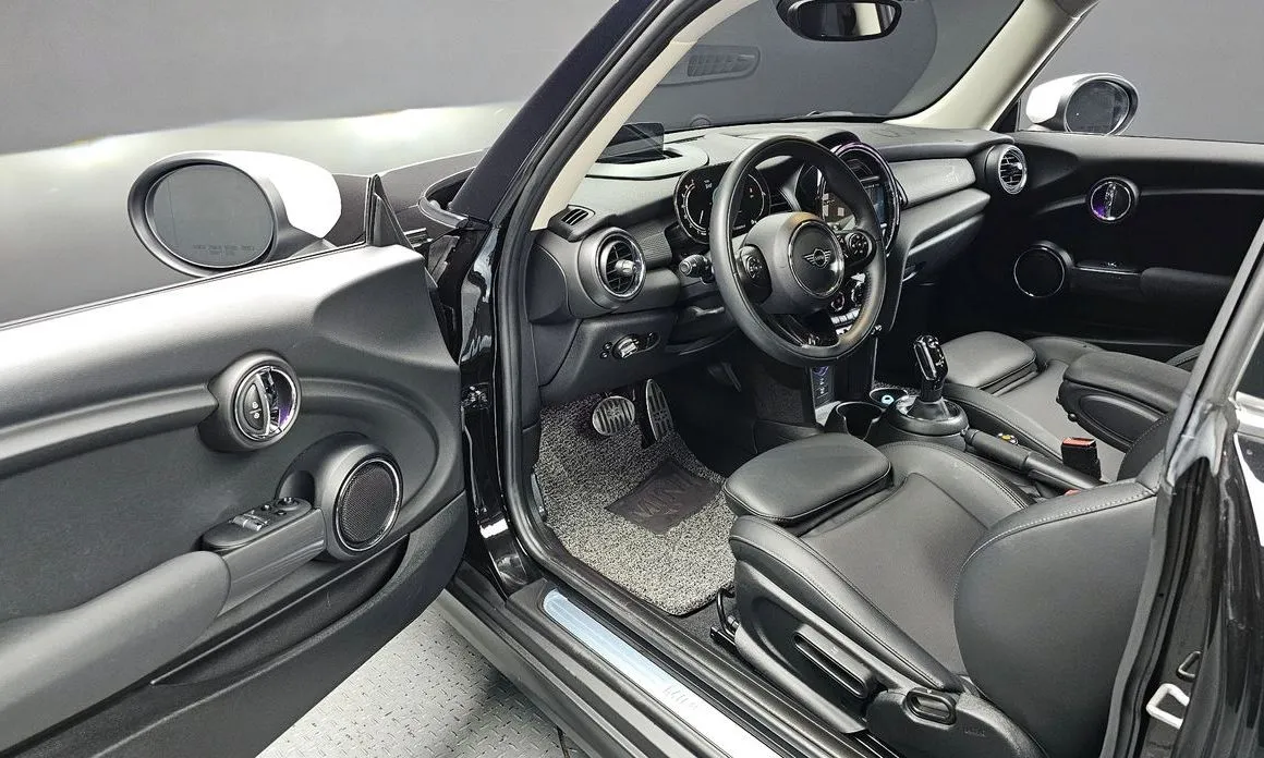 Mini Cooper 2021 из KR, фото 8