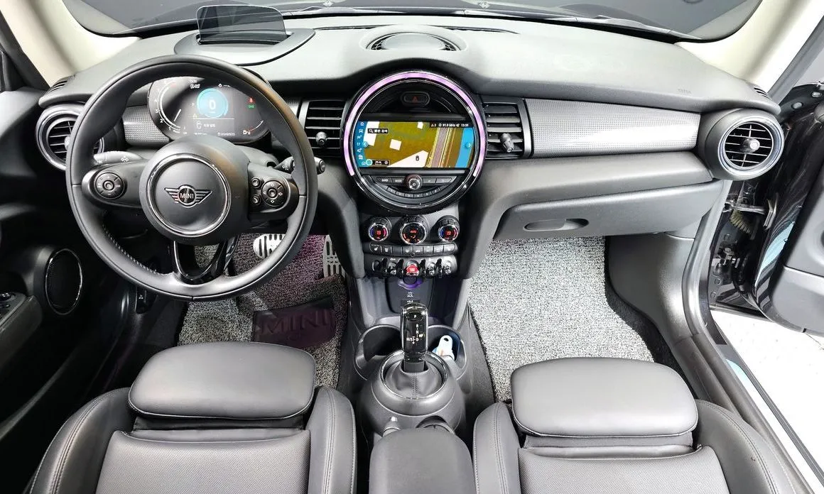Mini Cooper 2021 из KR, фото 10