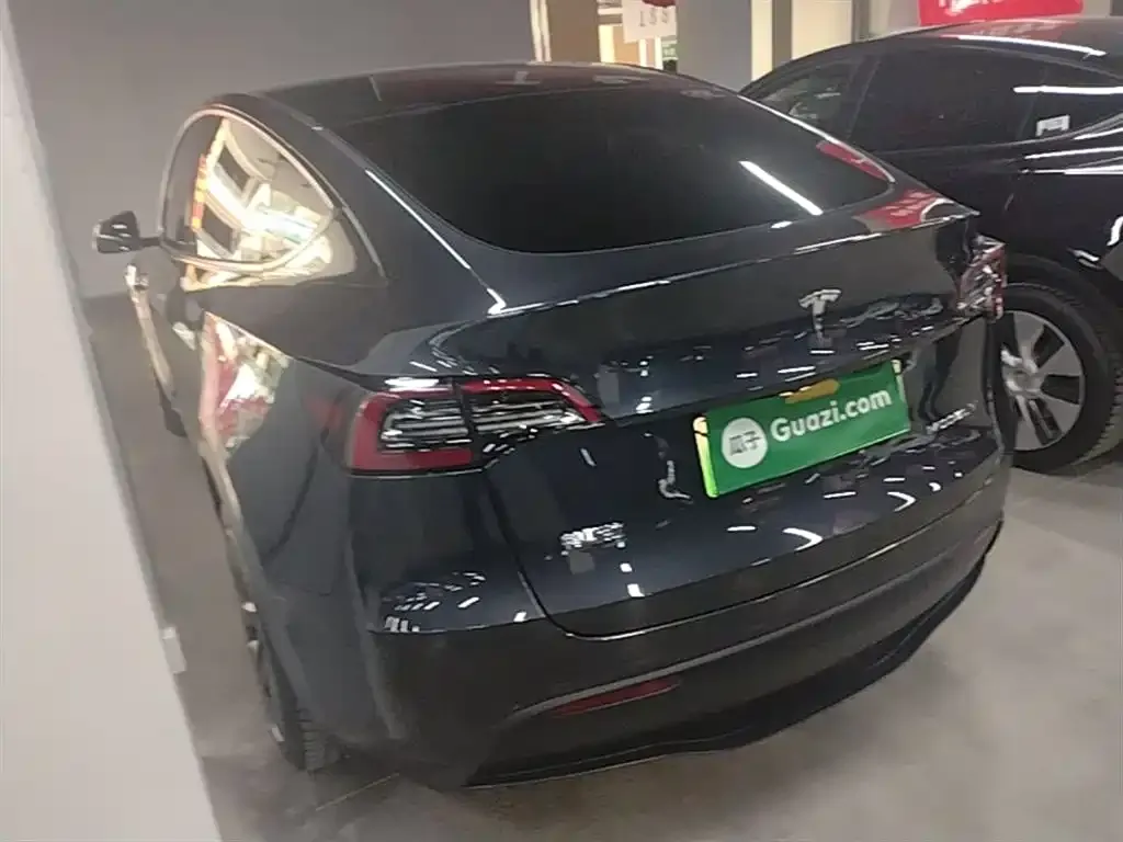 Tesla Model Y 2024 из CN, фото 2