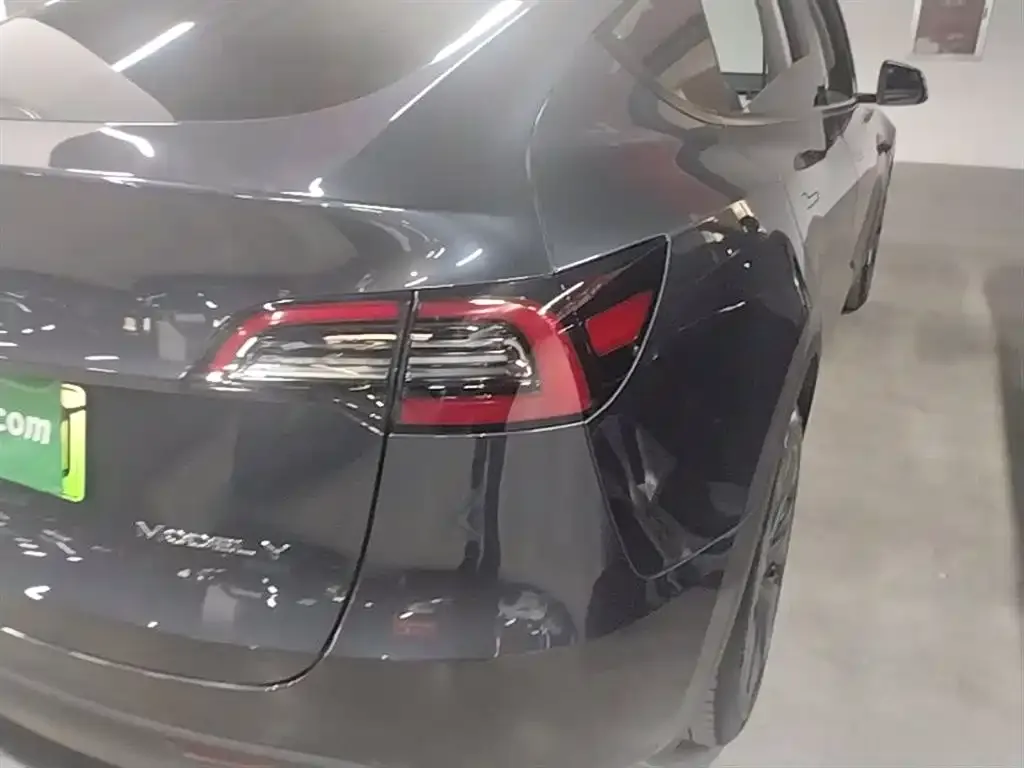 Tesla Model Y 2024 из CN, фото 7