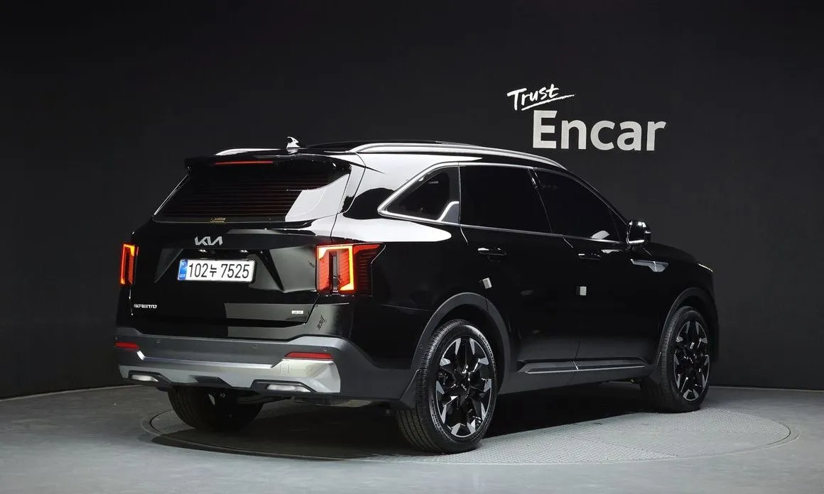 Kia Sorento — фото 4