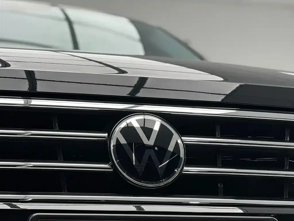 Volkswagen Tiguan L 2022 из CN, фото 3