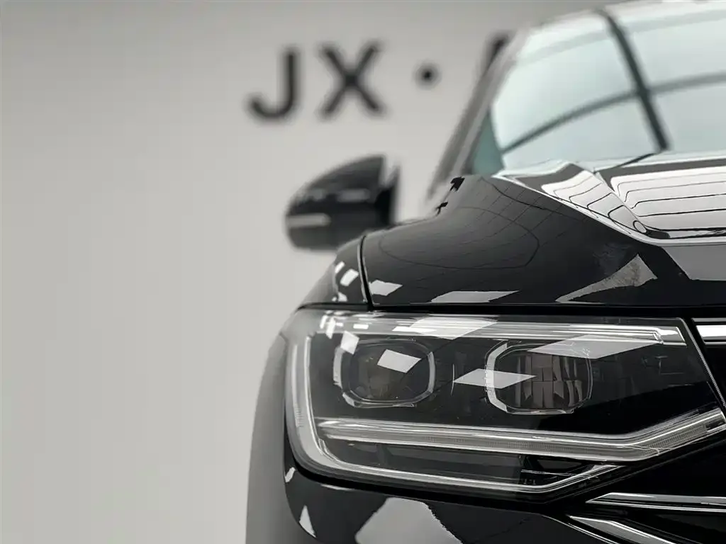 Volkswagen Tiguan L 2022 из CN, фото 2