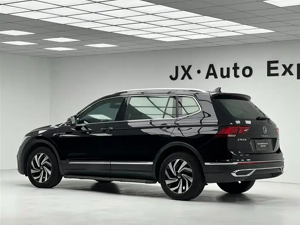 Volkswagen Tiguan L 2022 из CN, фото 10