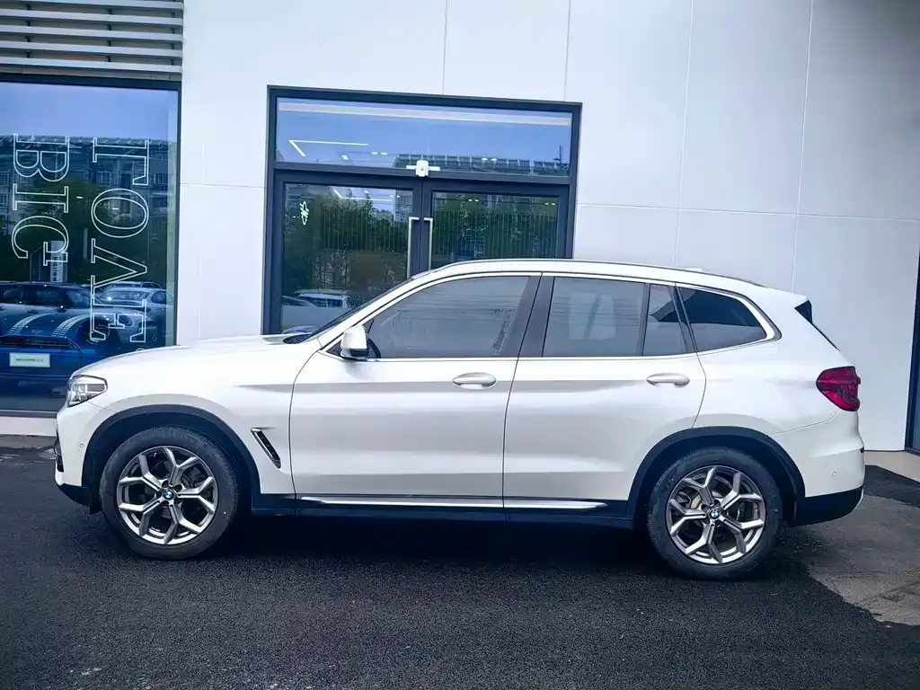 BMW X3 — фото 3