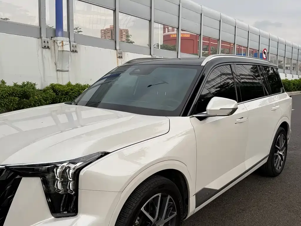 GAC Motor Trumpchi GS8 — фото 1