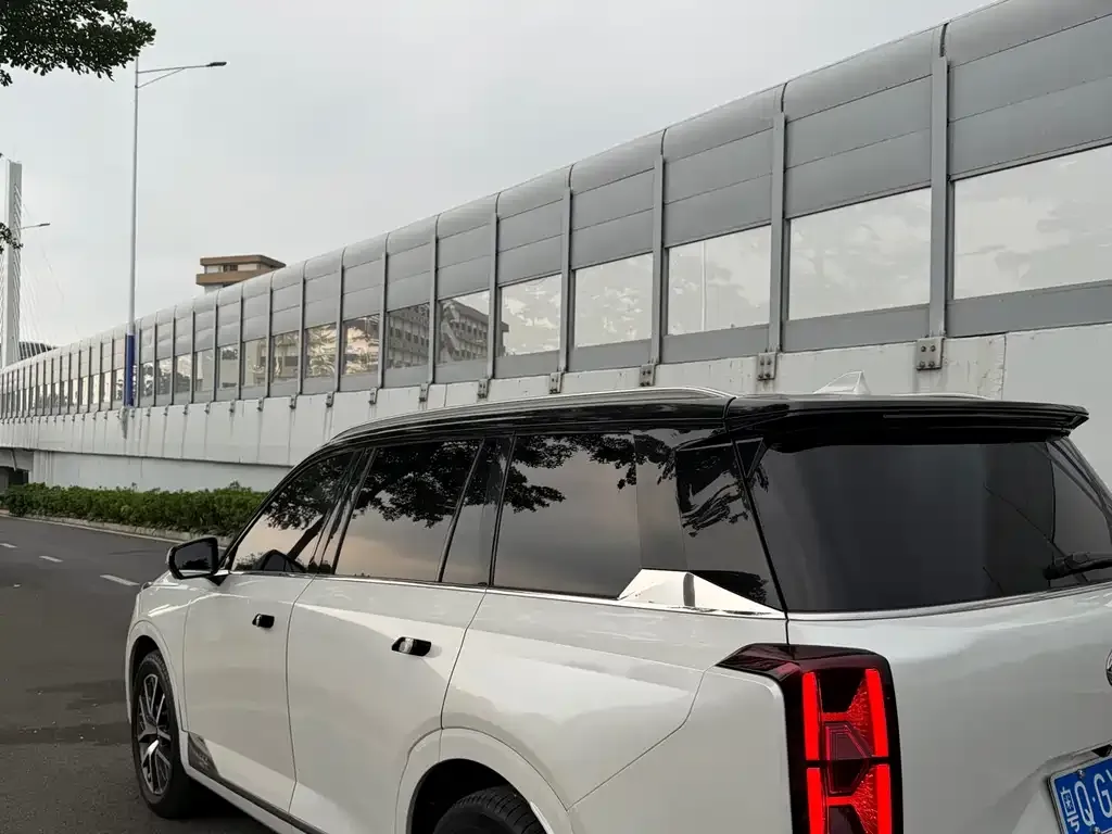 GAC Motor Trumpchi GS8 — фото 6