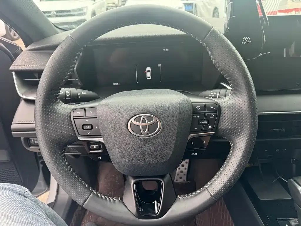Toyota Camry 2024 из CN, фото 5