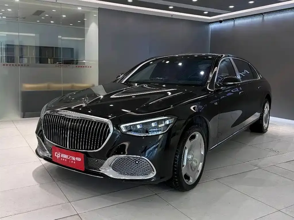 Mercedes-Benz S-Class — фото 1