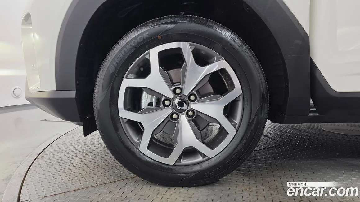 KG Mobility (Ssangyong) Torres — фото 10