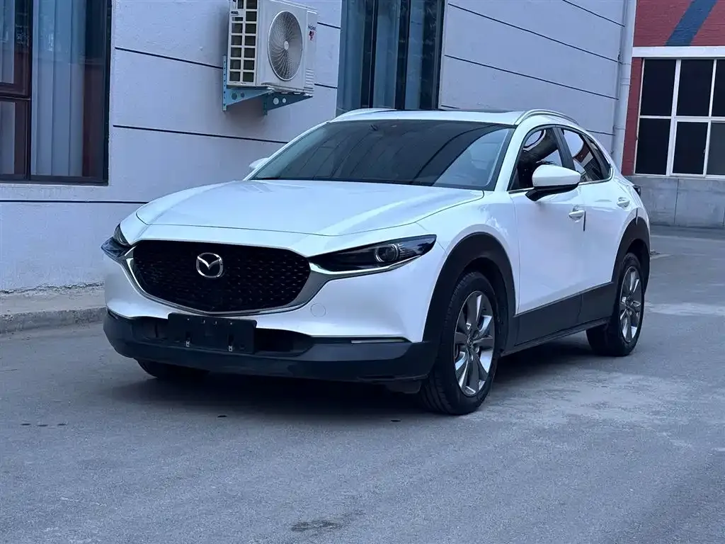 Mazda CX-30 — фото 1
